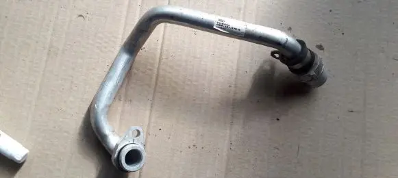 Audi A4 S4 B9 Engine coolant pipe/hose 06M121075S