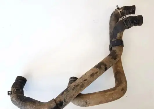 Nissan X-Trail T30 Engine coolant pipe/hose
