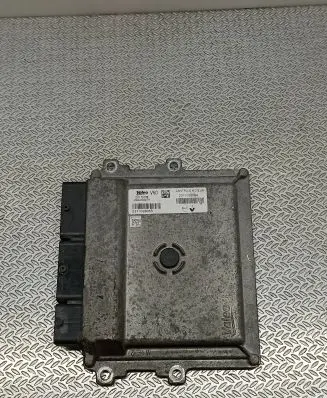 Dacia Sandero Engine control unit/module 237102806R 131170168 237103008R