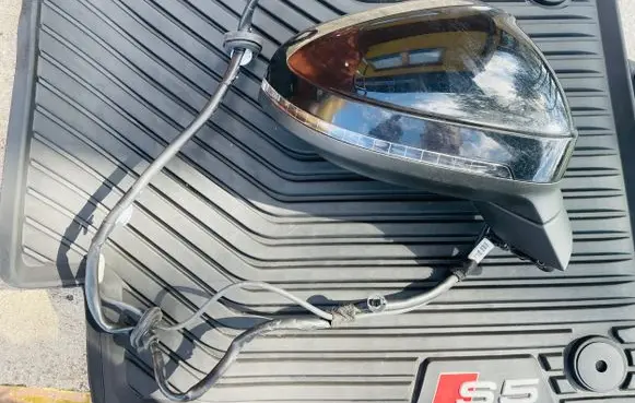 Audi S5 F5 Front door electric wing mirror