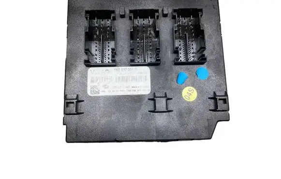 Volkswagen Golf VI Comfort/convenience module 1K0937085D 5DK00965105