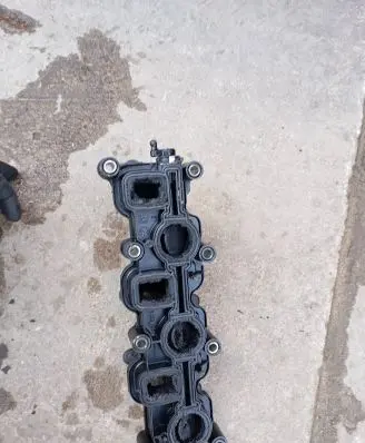 Audi Q7 4L Intake manifold 059129712BL 0012328 1076473S01
