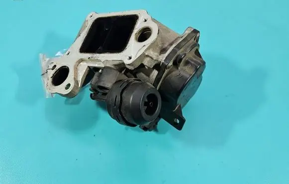 Ford C-MAX II EGR valve 30725888 IMPRK1603261