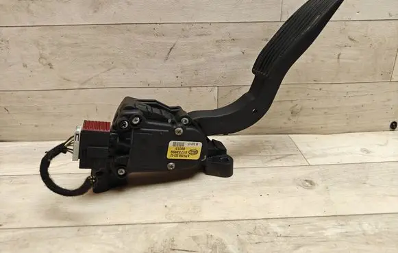 Fiat Croma Accelerator throttle pedal 6PV00832203
