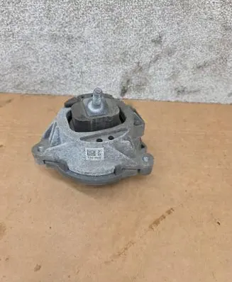BMW 1 F20 F21 Engine mount bracket 6855460 100417