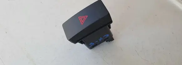 Mazda CX-5 Hazard light switch