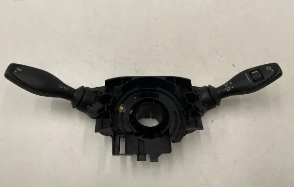 Ford Transit Courier Indicator stalk 8A6T13335BC 0142657300 ET7613N064BC