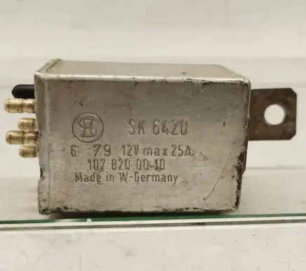 Mercedes-Benz SL R107 Other relay 1078200010