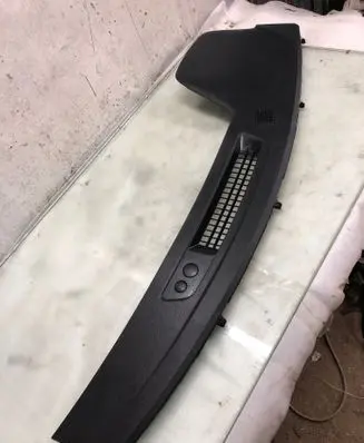 Nissan Qashqai J12 Dashboard center trim panel 683106un0a