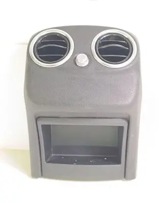 Rear air vent grill