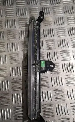 Volvo V70 Third/center stoplight 9154505