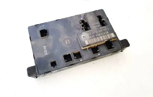 Mercedes-Benz C W203 Door control unit/module 2038201485 351324