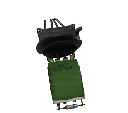 Mitsubishi Colt Heater blower motor/fan resistor R27KR74K 2R15K