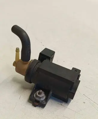 Opel Insignia A Turbo solenoid valve 70142003 55573362