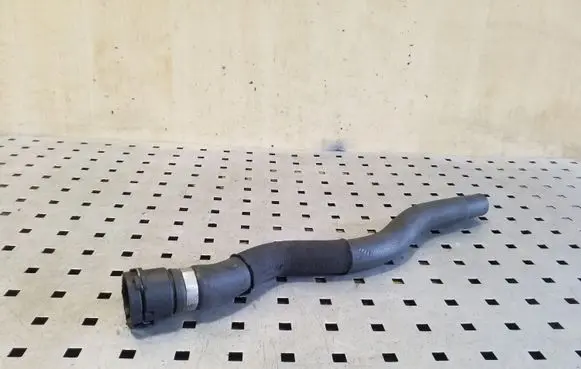 BMW 5 E39 Engine coolant pipe/hose 64218378953 8378953