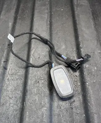 Mercedes-Benz E W213 Front seat light A0009069604 A0525458528