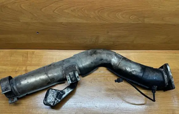 BMW 5 E60 E61 Muffler pipe connector clamp 