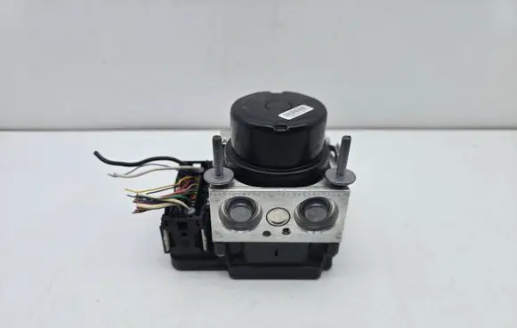 Toyota Yaris ABS Pump 445400D280 06210246564 895410D480