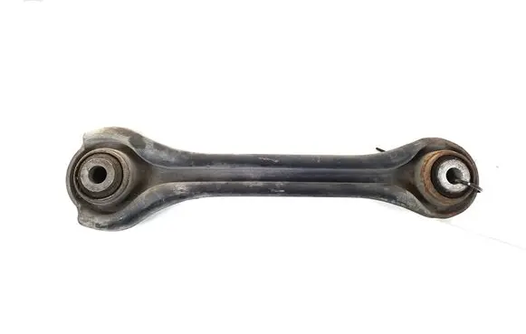 Rear control arm