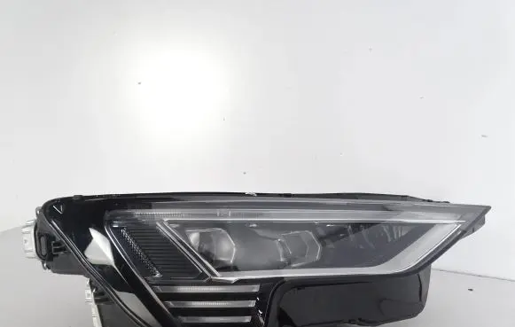 Audi e-tron Headlight/headlamp 4KE941040