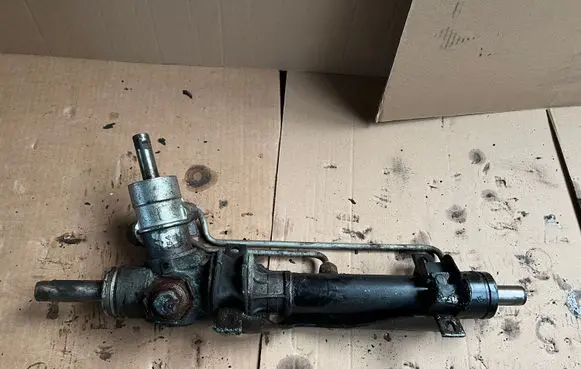 Opel Tigra A Steering rack
