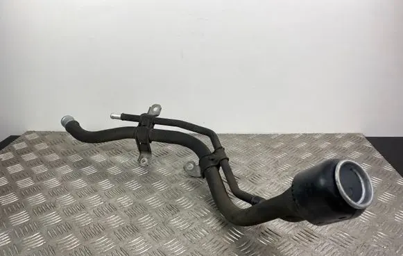 Fuel tank filler neck pipe