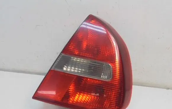 Mitsubishi Carisma Rear/tail lights 151086