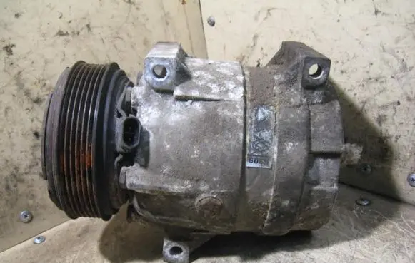 Renault Megane II Air conditioning (A/C) compressor (pump) 101101707 19DCI 5309