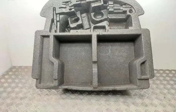 Skoda Octavia Mk3 (5E) Tool box 5E5863957A