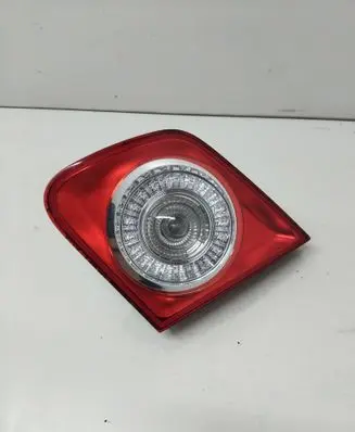 Volkswagen Jetta V Tailgate rear/tail lights 1K5945094 D83152