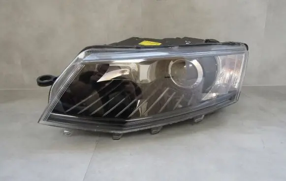 Skoda Octavia Mk3 (5E) Headlight/headlamp