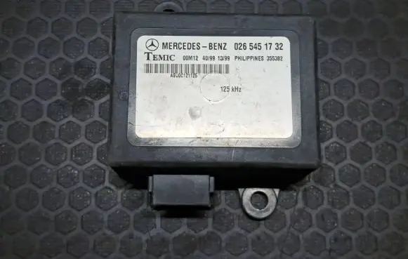 Mercedes-Benz Vito Viano W638 Immobilizer control unit/module 0265451732