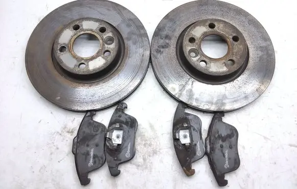 Volvo S60 Front brake disc