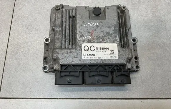 Nissan X-Trail T32 Engine control unit/module 237104BE0D