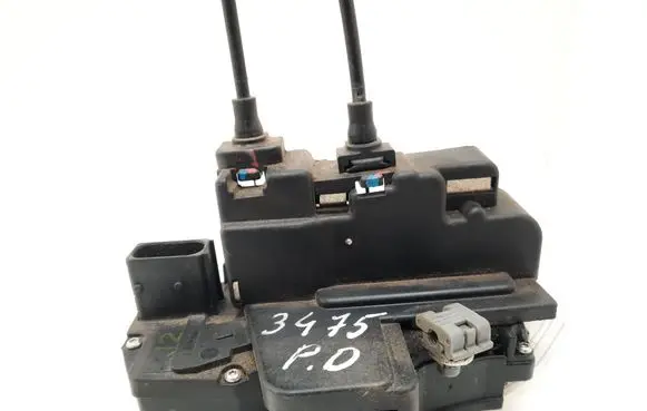 Chevrolet Captiva Front door lock