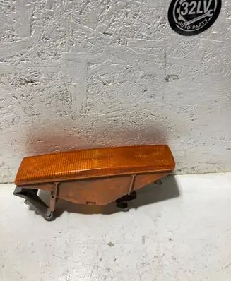Ford Sierra Front indicator light 53039