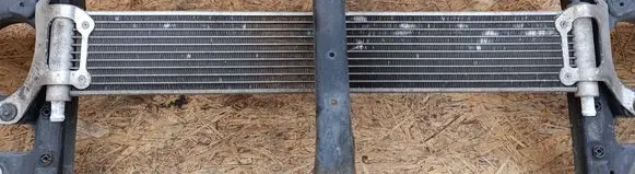 Volkswagen Touareg I Transmission/gearbox oil cooler 7L6121212B