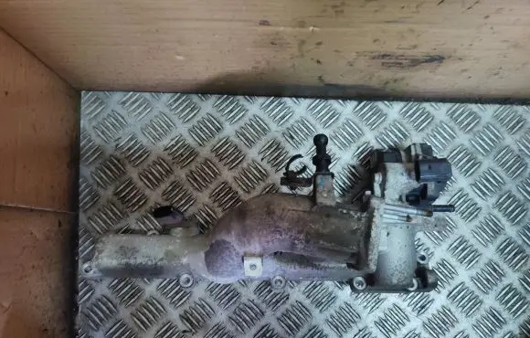 KIA Sportage Intake manifold 284102U000 18K05 283102U000