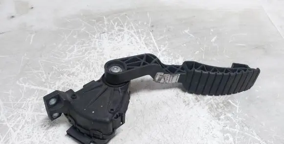Renault Scenic RX Accelerator throttle pedal 6PV00811901 8200003392