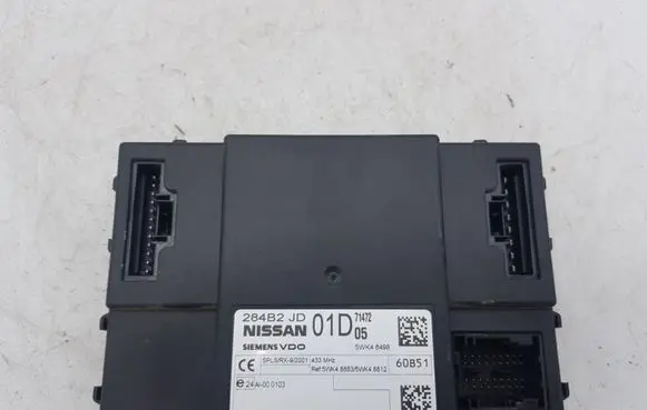 Nissan X-Trail T31 Comfort/convenience module 284B2JD01D 7147205 5WK46498