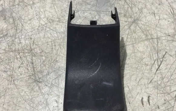 Mitsubishi Outlander Other interior part 6977A067ZZ N253647
