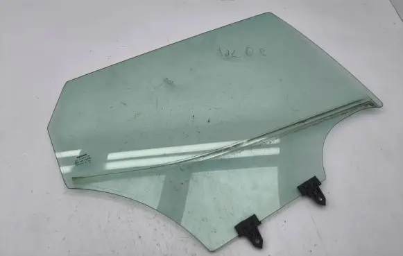 Nissan Qashqai Rear door window glass