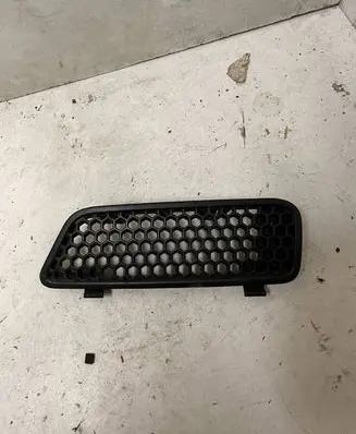 Renault Scenic I Front bumper lower grill 7700428466