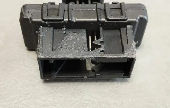 BMW 7 G11 G12 Current control relay 928923401