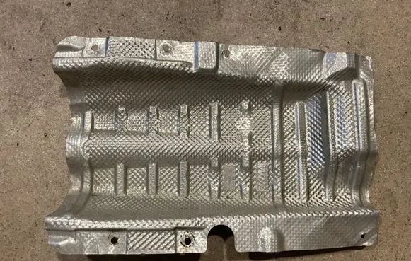 BMW M4 F82 F83 Exhaust heat shield 8065123