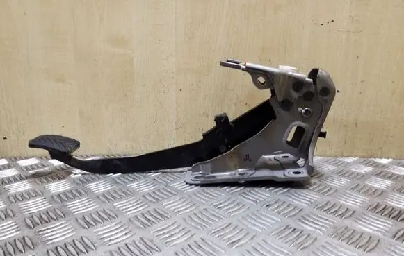Mitsubishi ASX Brake pedal