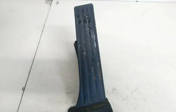 BMW 5 GT F07 Accelerator throttle pedal 685857402 3542685857402