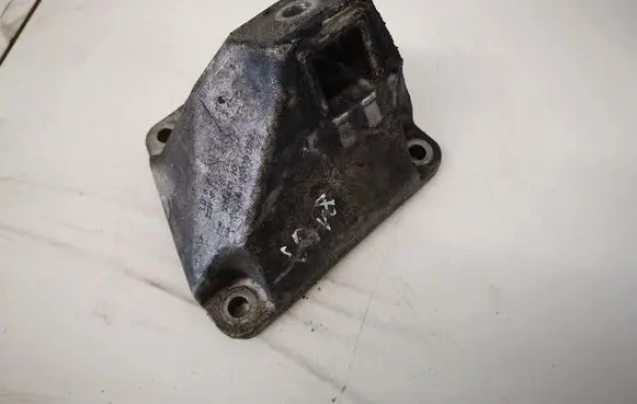 BMW 5 GT F07 Engine mounting bracket 6795958 6781242