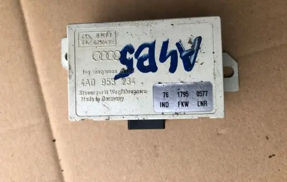 Audi A4 S4 B5 8D Immobilizer control unit/module 4A0953234