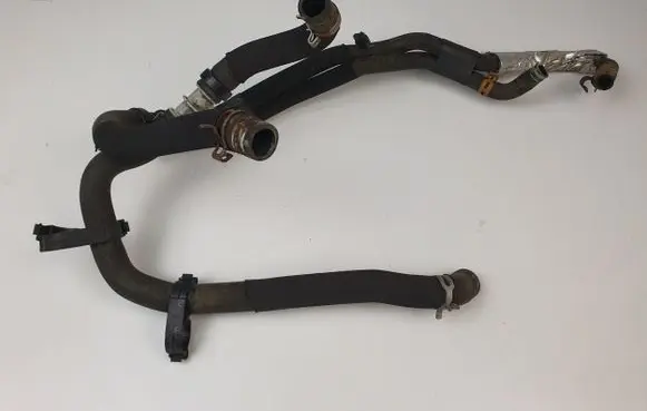 Renault Trafic II (X83) Engine coolant pipe/hose